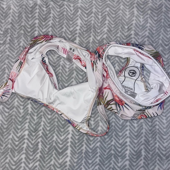 High waisted flamingo swimsuit - Picture 2 of 3